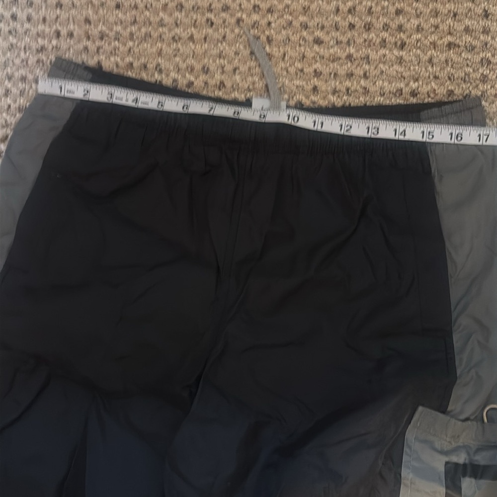 Nike‎ Black and Gray swim trunks - Picture 7 of 7